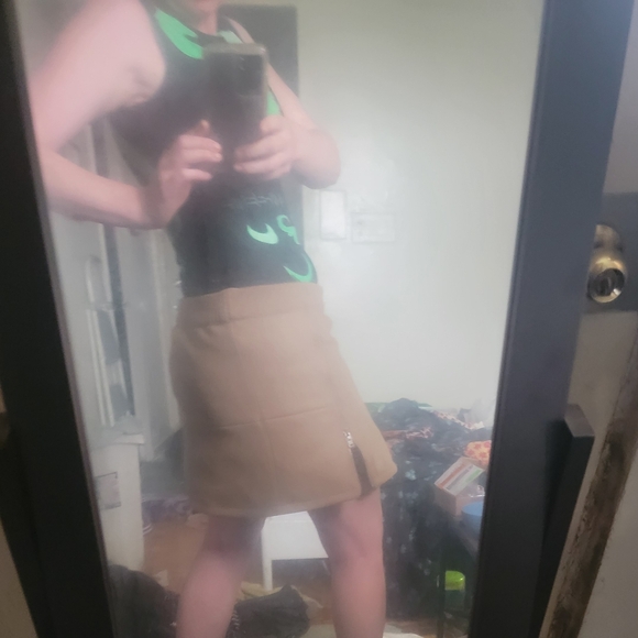 Alo Yoga Polaris Puffer Skirt - Picture 5 of 6